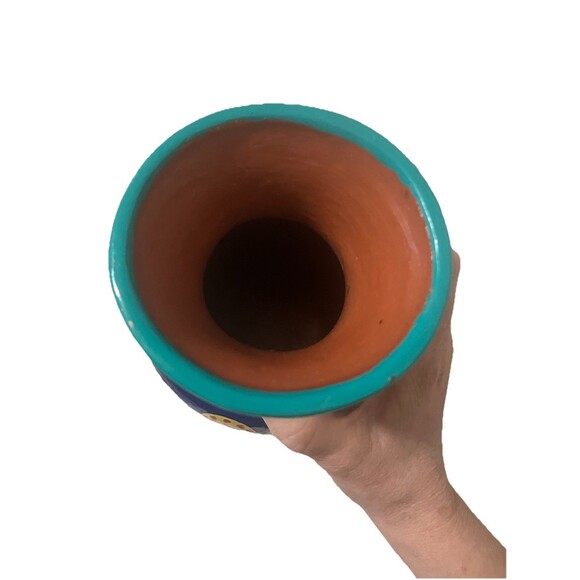 Latin Folk Art Pottery 8’ Terracotta Hand Painted Vase  8’ Vintage , flower - Picture 4 of 16